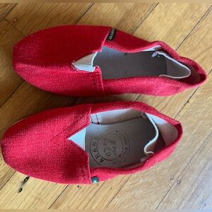 Industria Argentina 7 red shoes slipons alpargatas gaucho cowboy espadrilles